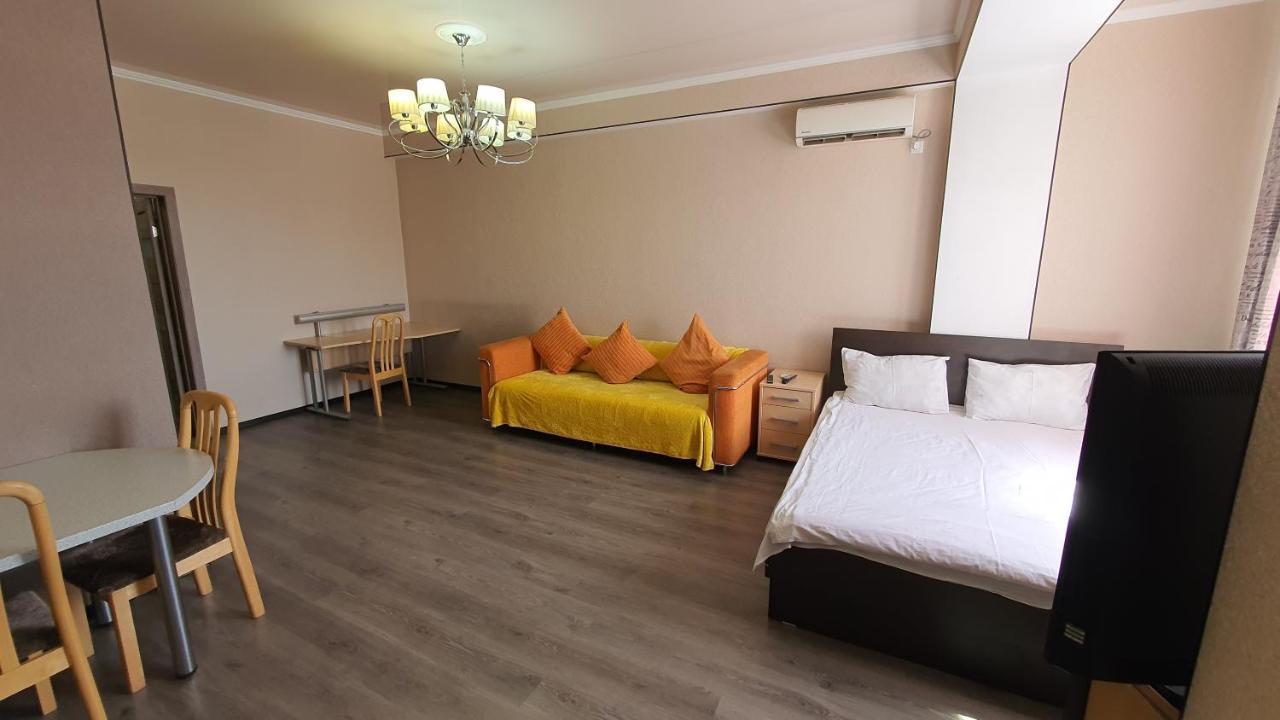 Orange Apartment With Panoramic View Bișkek Exterior foto