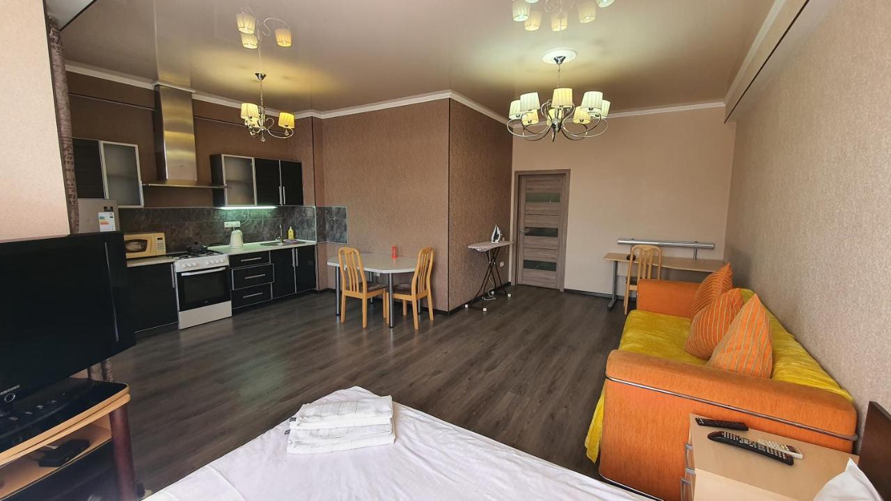 Orange Apartment With Panoramic View Bișkek Exterior foto